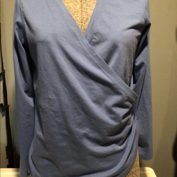 Top - Picture 2 of 3